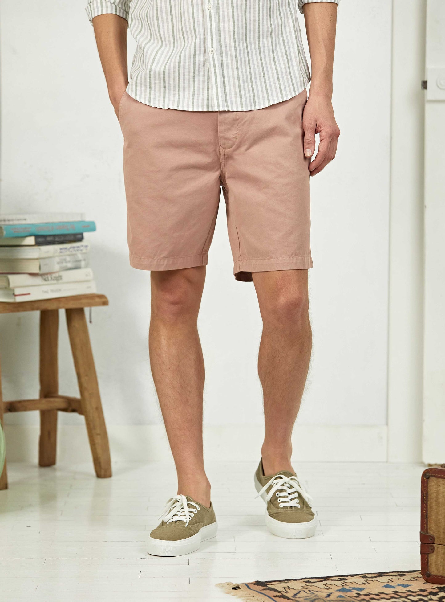 Short Hanks Magnolia– Short 100% coton rose avec braguette boutonnée et taille ceinturée – plan taille