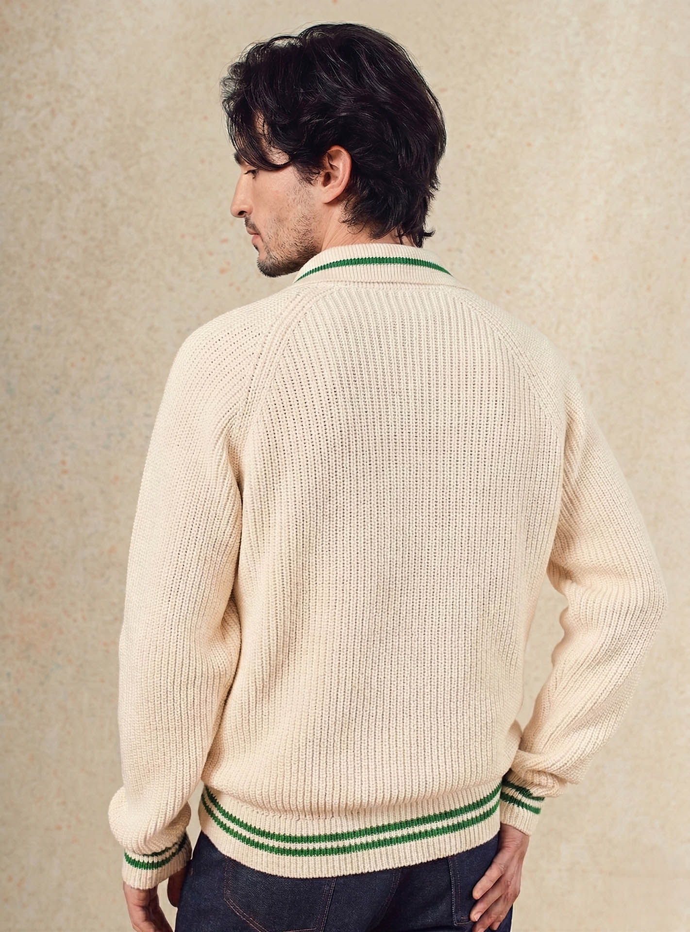 Cardigan Capri Ecru –  Cardigan 100% coton écru avec zip et côtes anglaises – plan taille