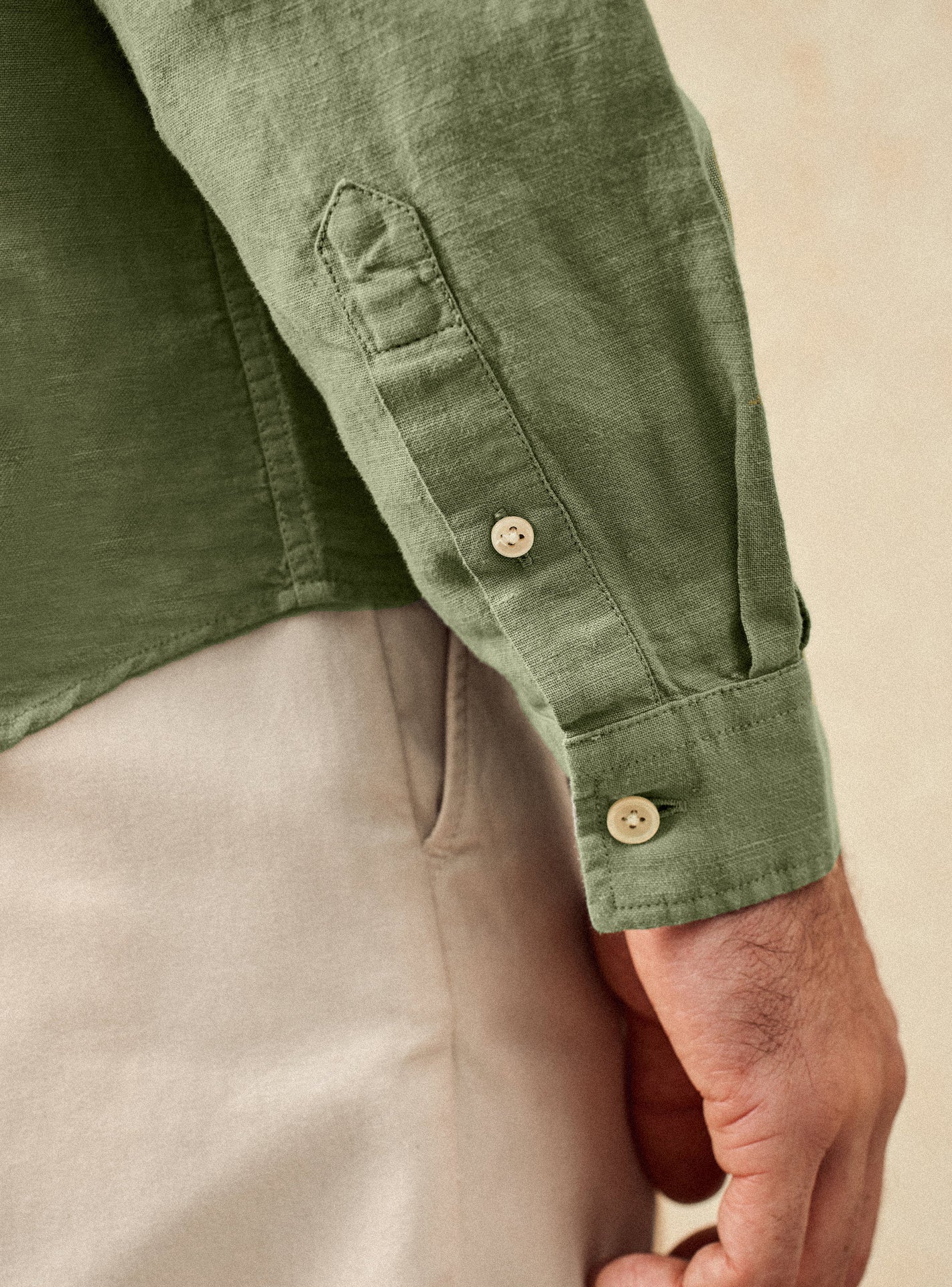 Chemise Ralph Lichen – Chemise 59% lin, 41% coton bleu vert avec coupe casual ample et col cubain – gros plan