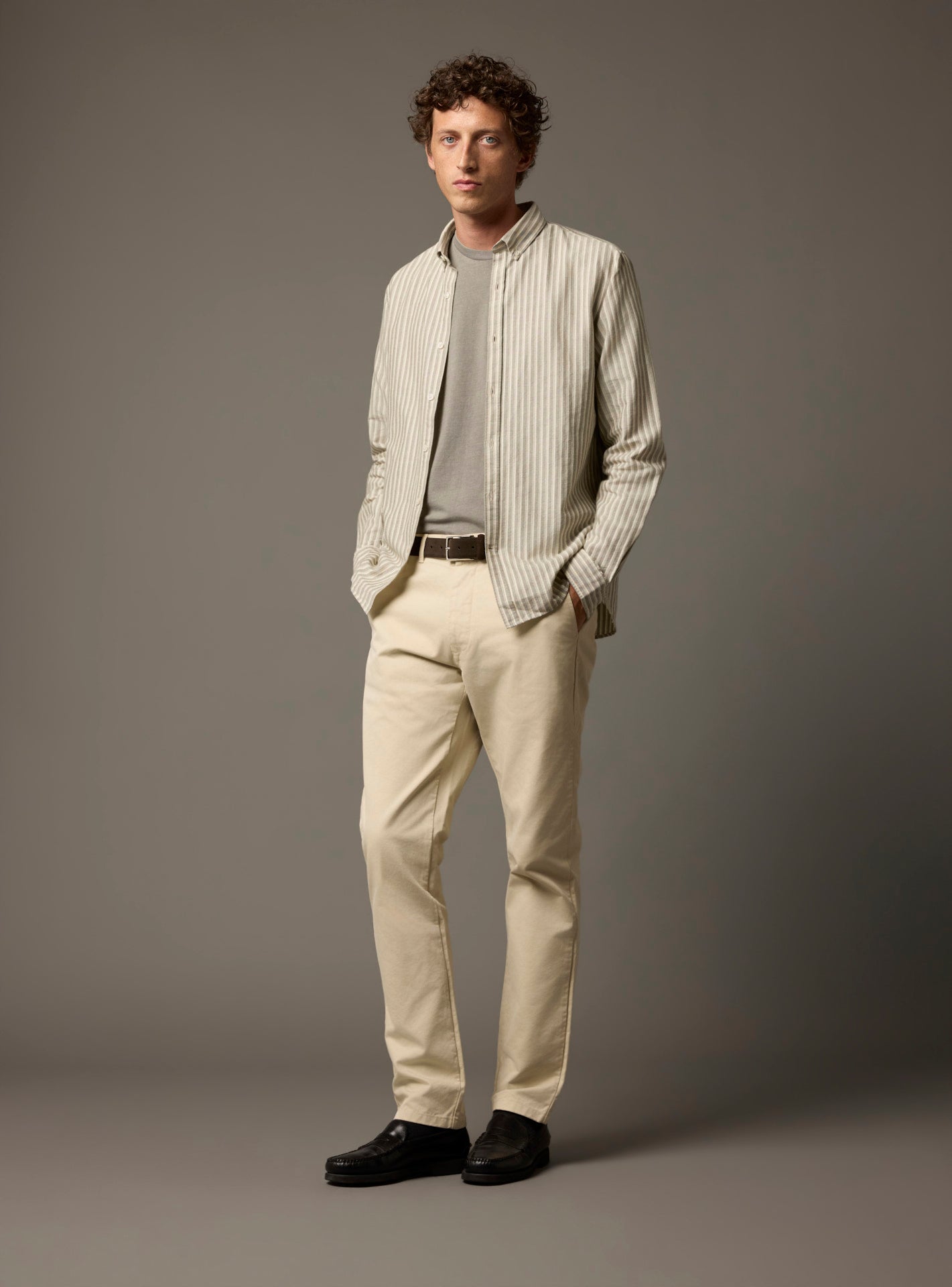College Dark Khaki/White Shirt-2