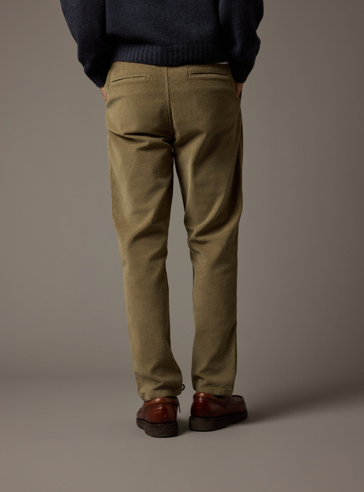 Axel Dusky Chinos-5