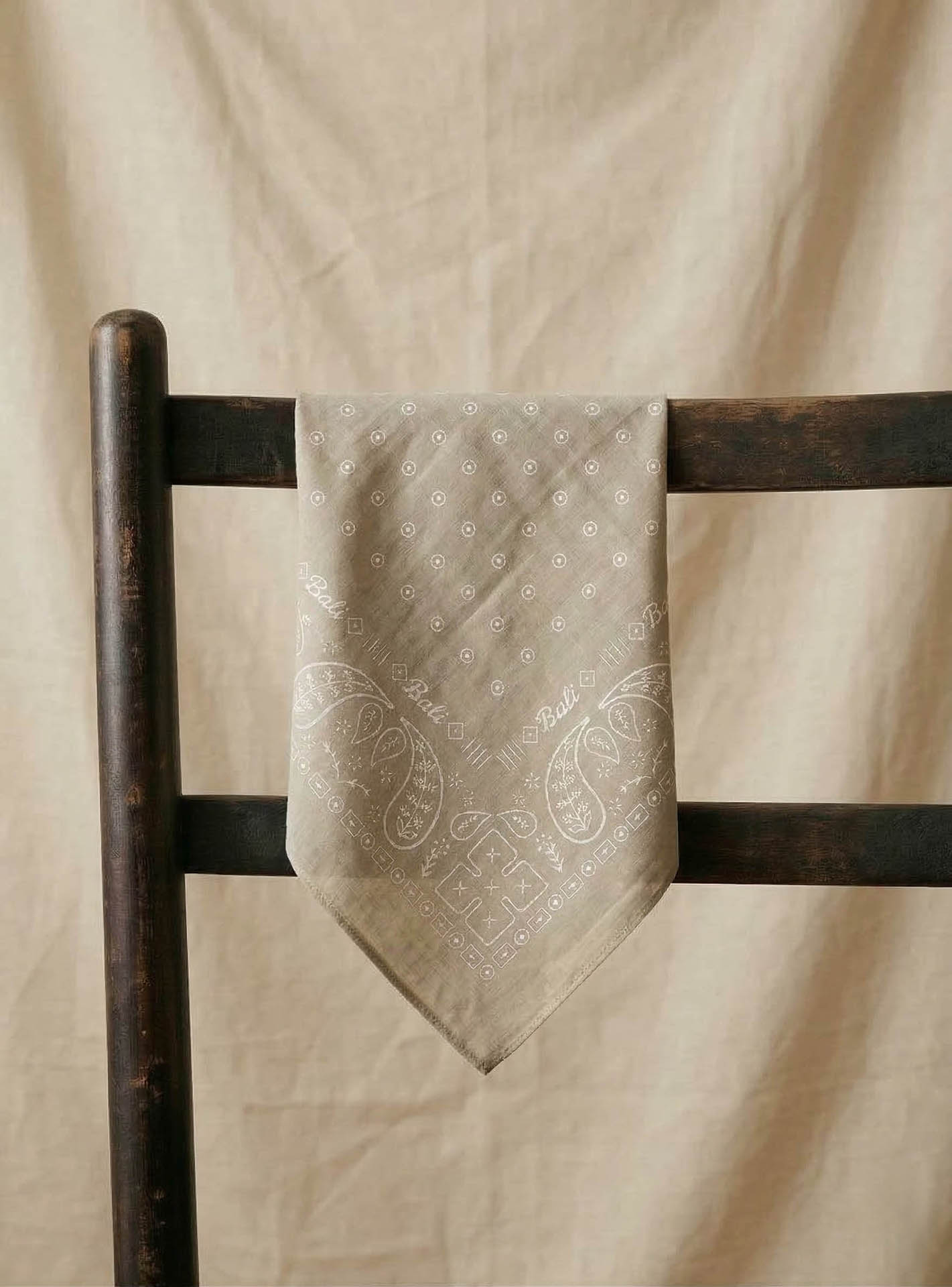 Foulard Cilian Bitume-1