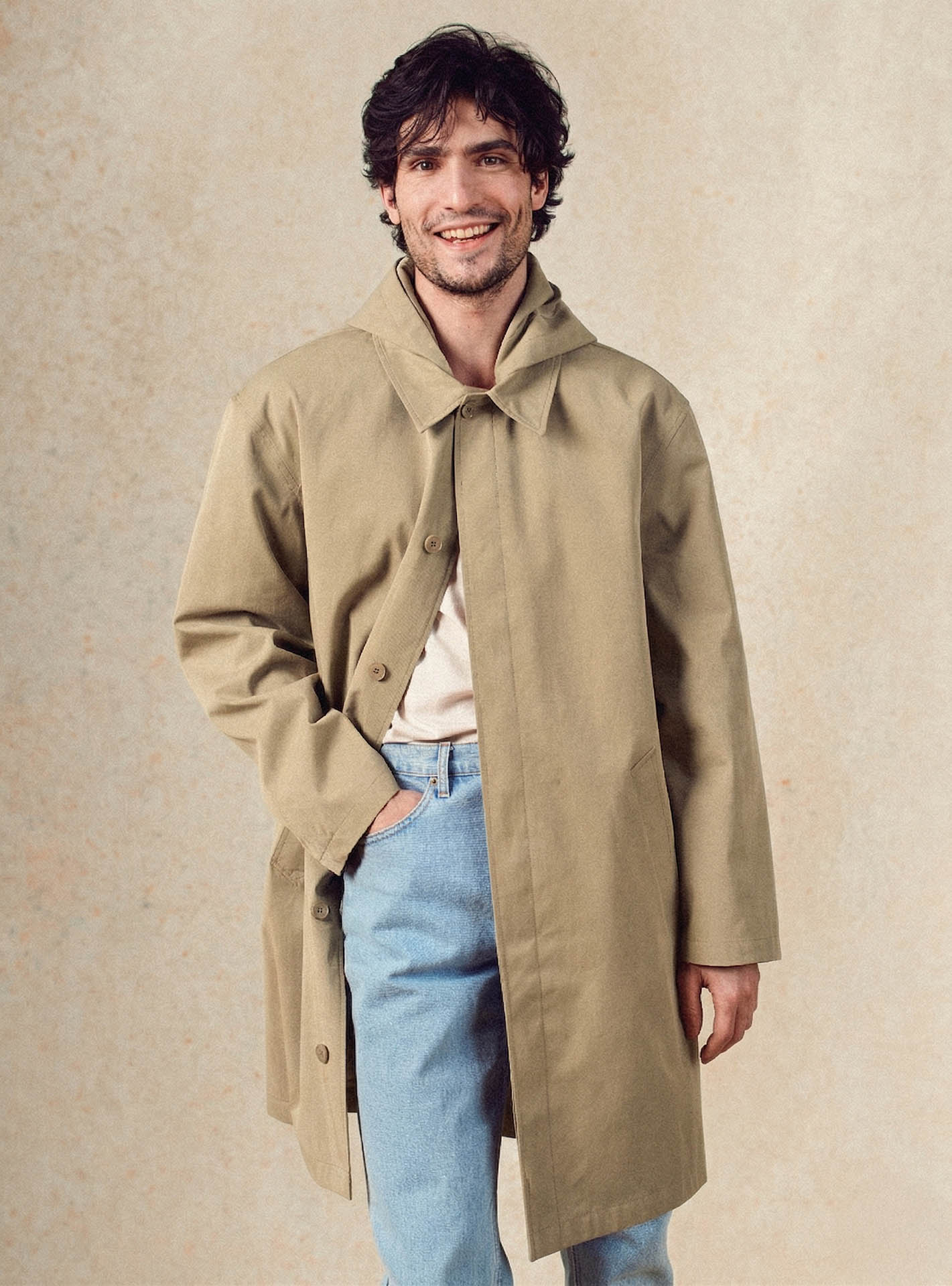 Imperméable Hadrien Osier – Imperméable 72% coton 27% nylon beige trench coat avec capuche et col chemise - plan taille 