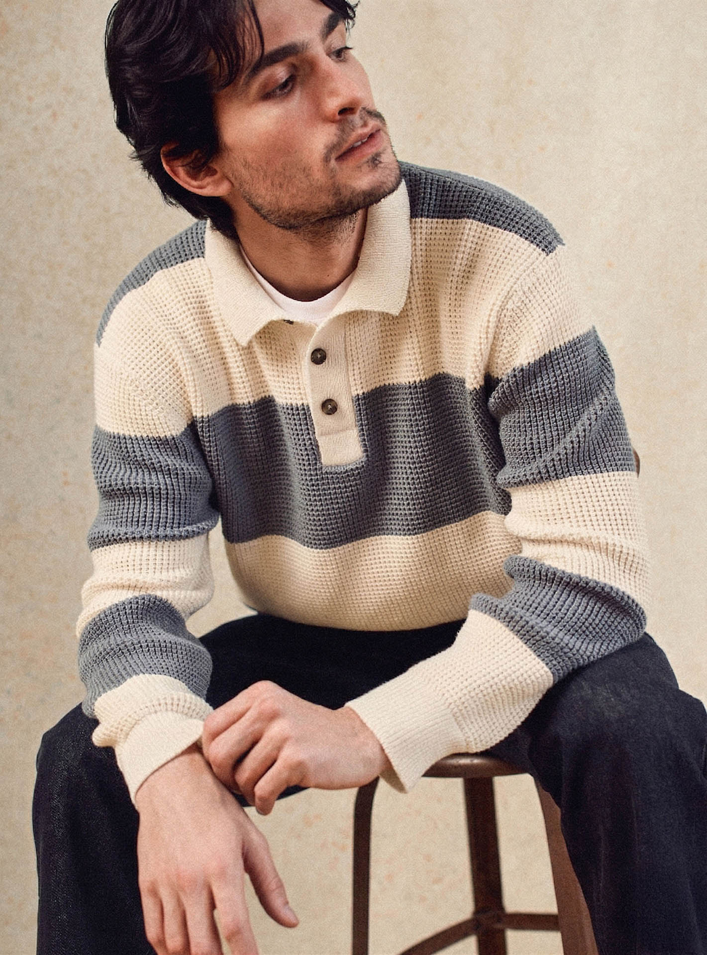 Pull Grant Grey/Ecru – Pull 70% coton 30% laine gris et écru avec col polo  et rayures – plan taille 