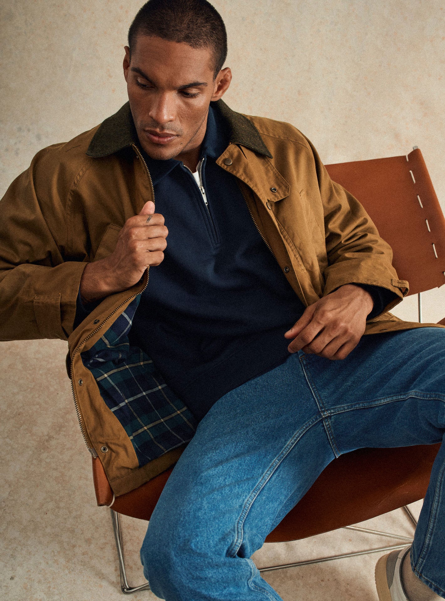 Edgar Navy Sweatshirt