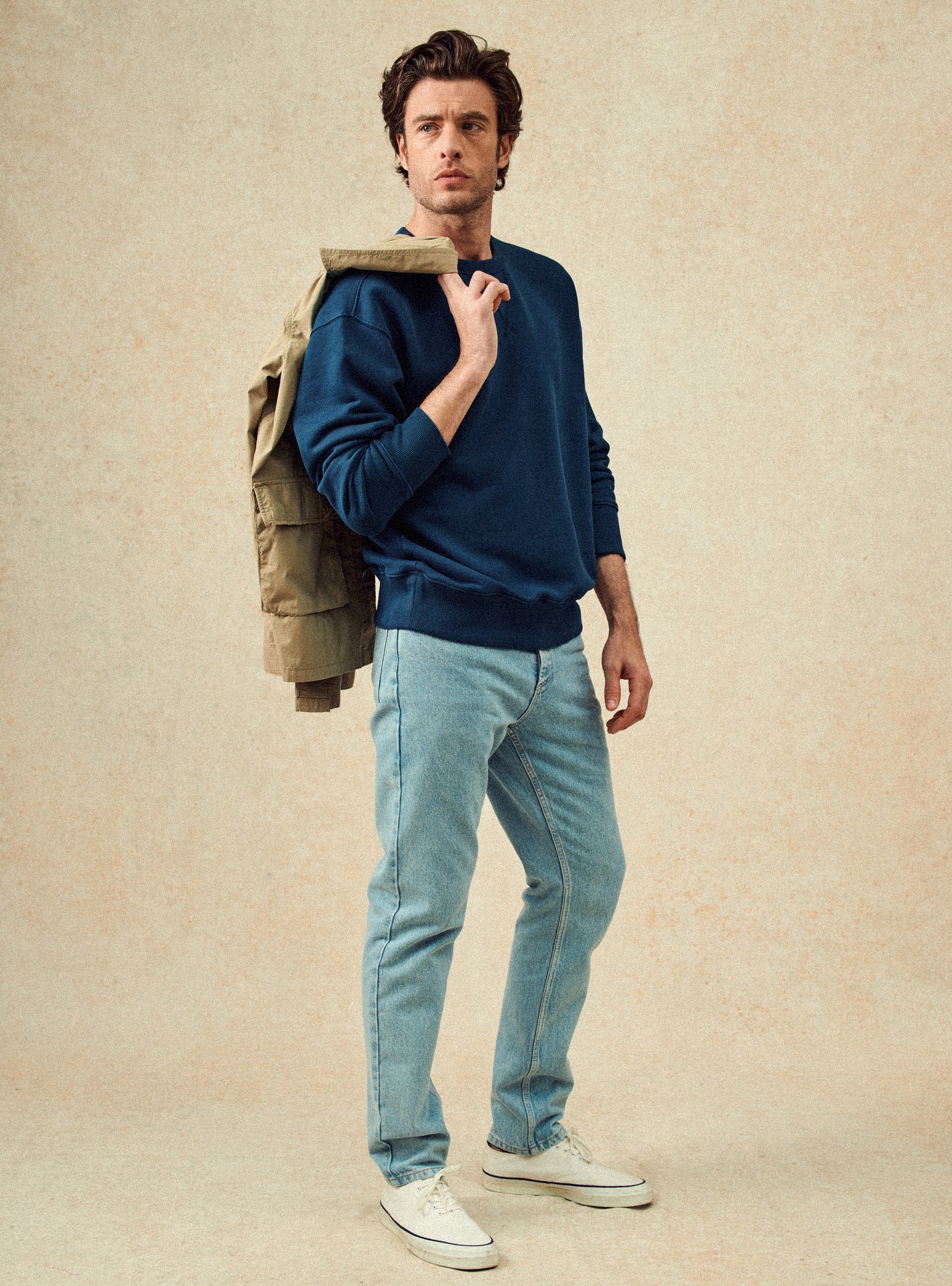 Sweat Eden Océan – Sweat 100% coton organique bleu avec col rond et col rond - plan pied