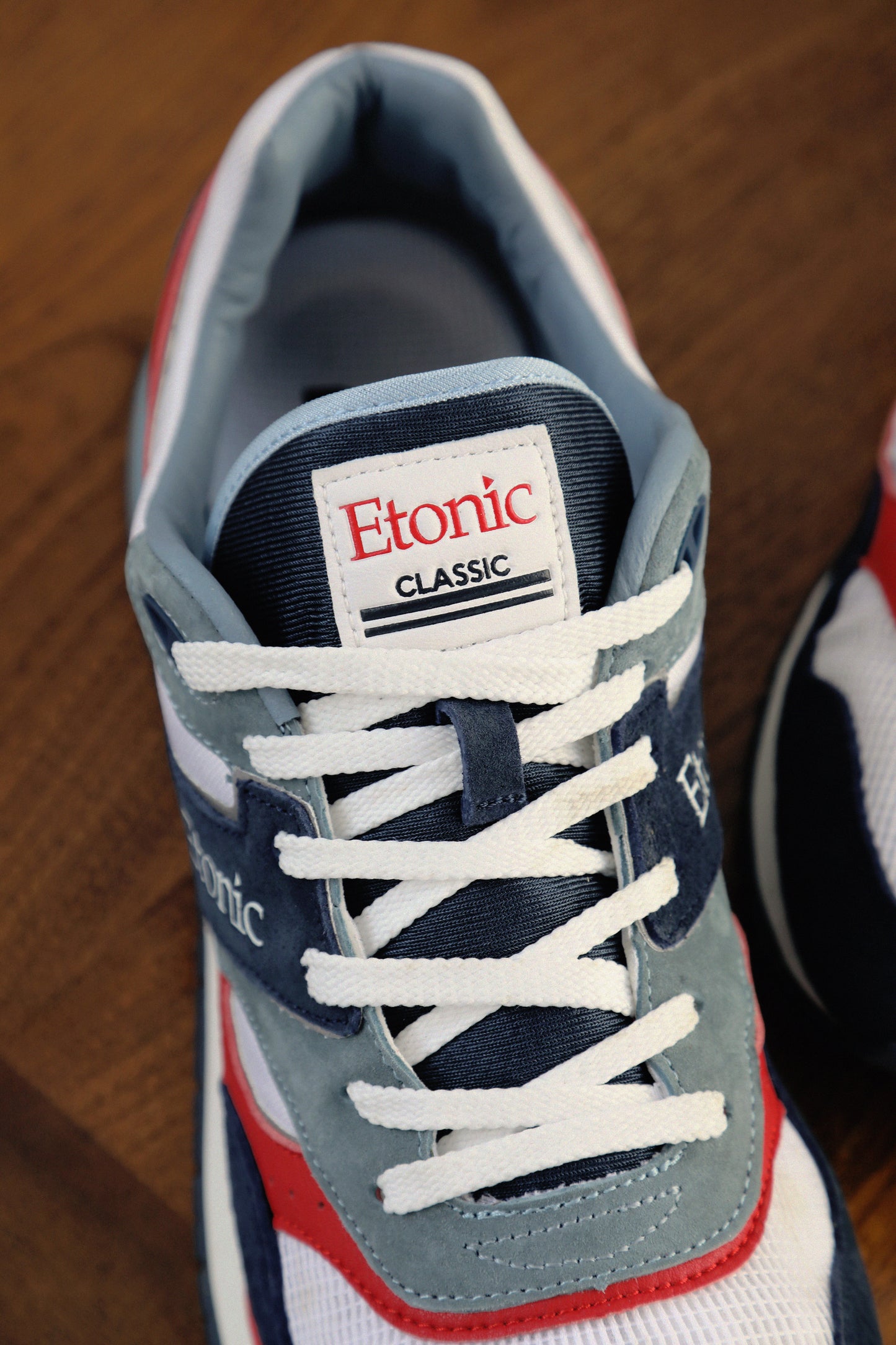 Basket Etonic Blanc et Bleu