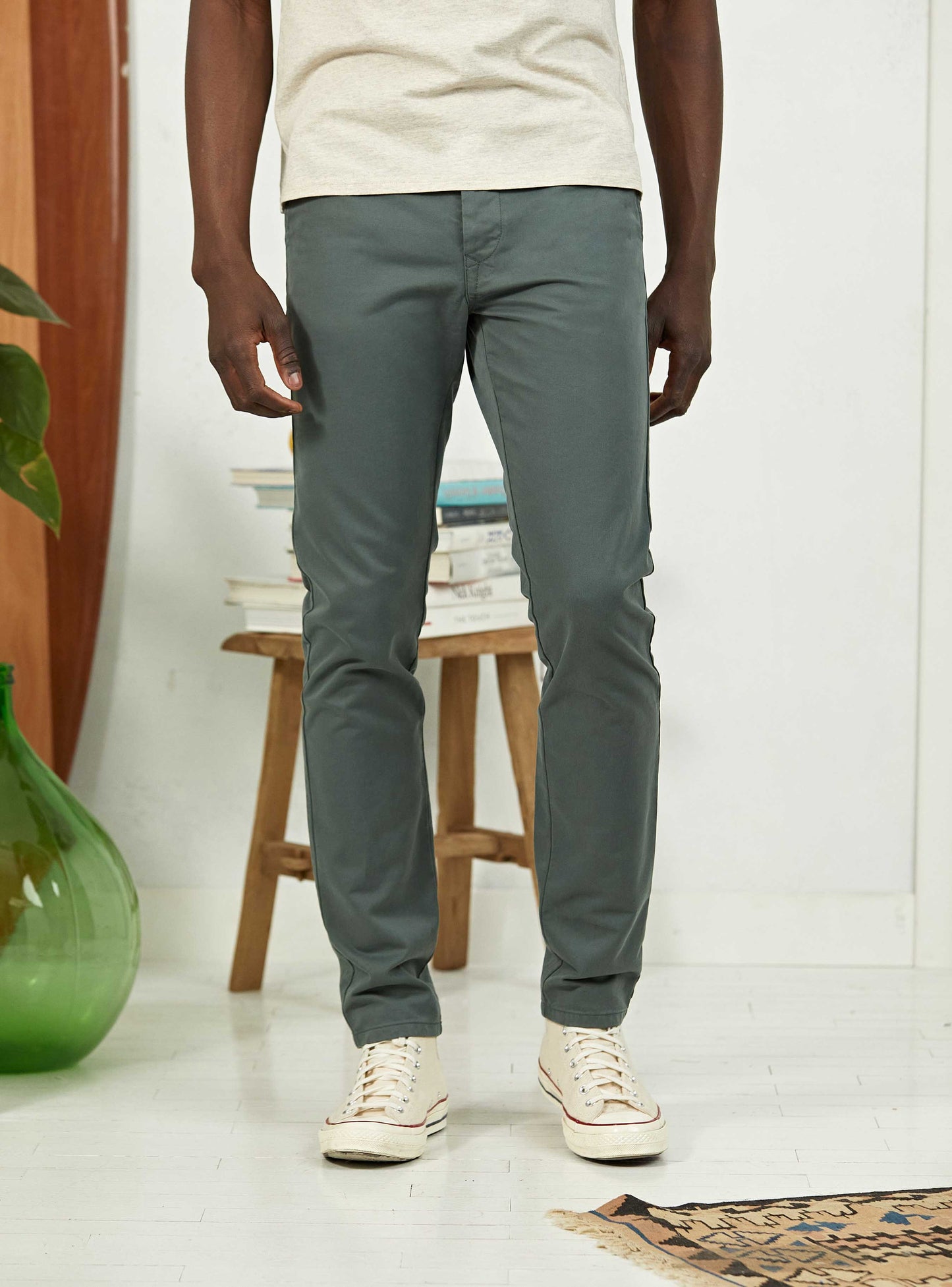 Chino Ajusté Charles Amazone